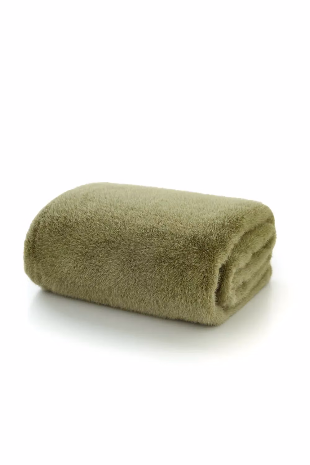The Lyndon Company Ashford Supersoft Faux Fur Throw in Green, W: 130 cm, D: 180 cm – 3
