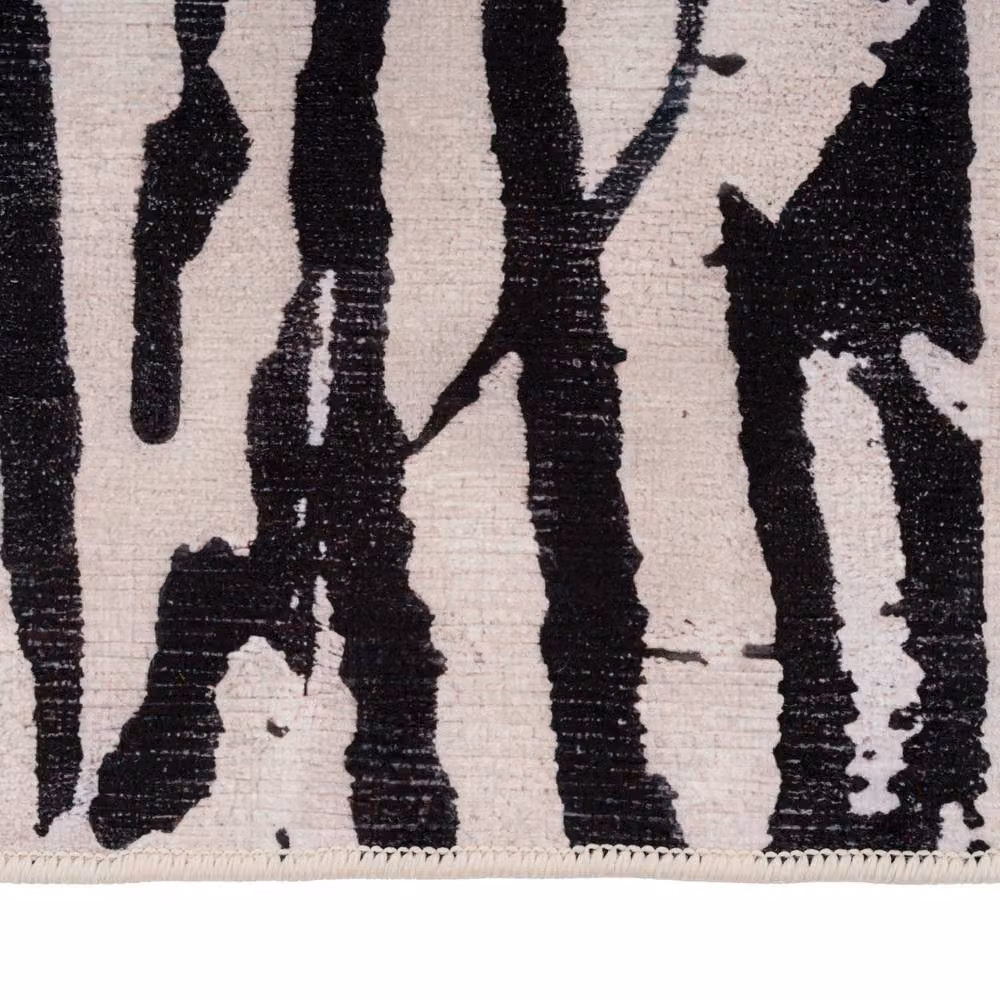 Kukoon Black and White Zebra Print Washable Living Room Rug, W: 160 cm, L: 230 cm – 11