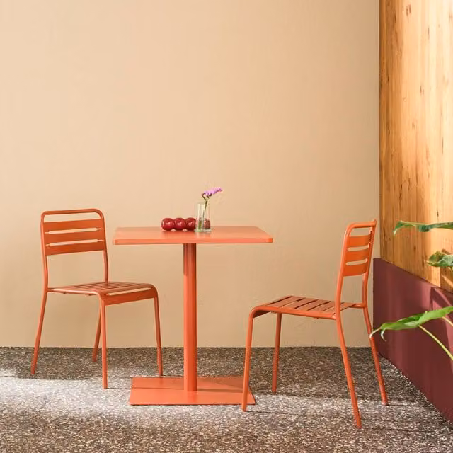 sweeek Modern Square Steel Bistro Garden Table and 2 Chairs Set in Matt Terracotta – 1