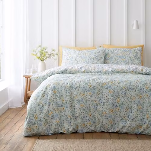Bianca Ditsy Floral 200 Thread Count Cotton Percale Reversible Double Duvet Cover Set with Pillowcases, Green, Duvet Cover: 200 x 200 cm, Pillowcases: 50 x 75 cm – 1