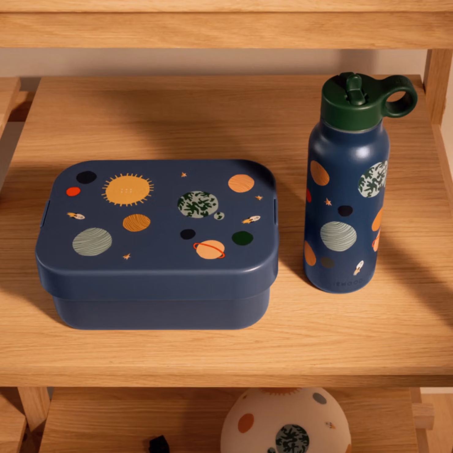 Liewood Kamil Lunchbox with Cutlery in Blue Universe / Classic Navy – 3