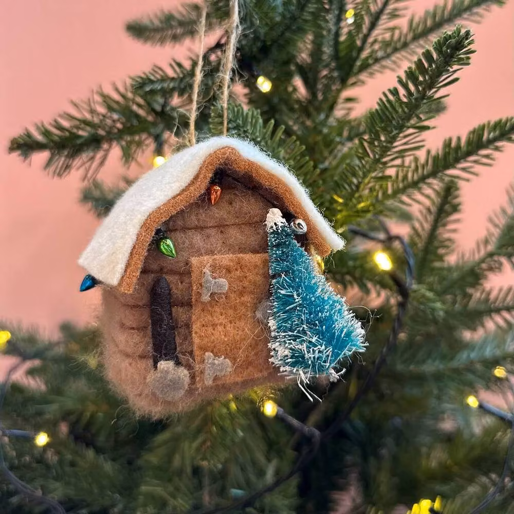 The Alphabet Gift Shop Felt Shed Christmas Bauble in Brown – 2