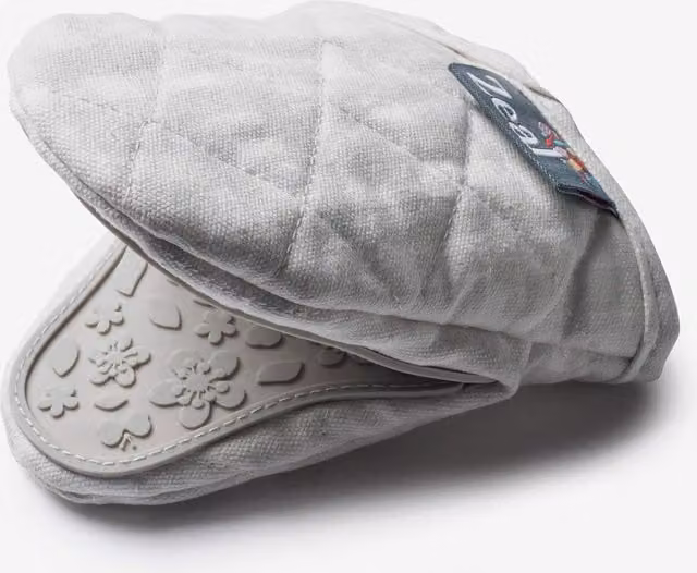 Zeal V124S Silicone and Cotton Mini Mitt Pot Holder Gingham in Grey, W/D/H: 17.5 x 13.5 x 2.5 cm – 1