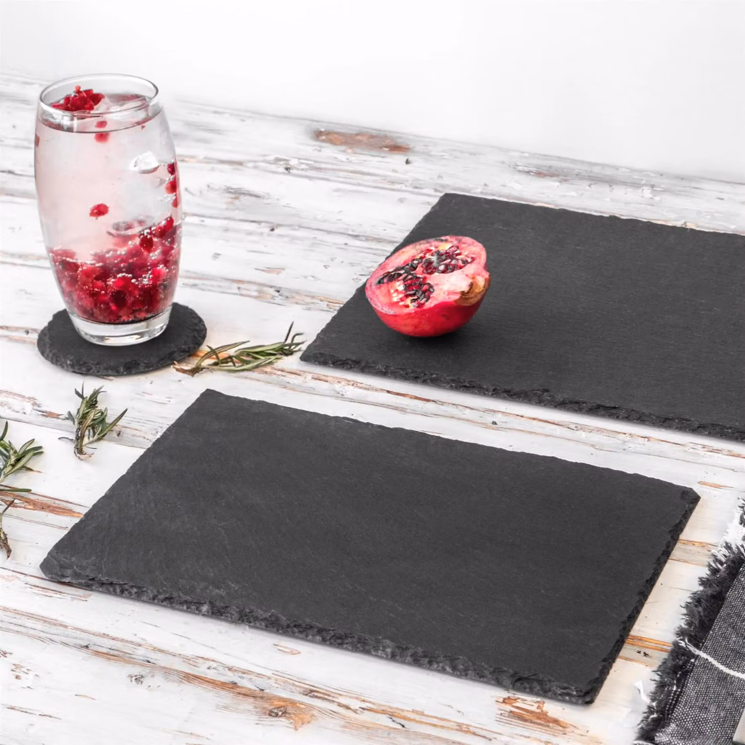 Argon Tableware Slate Placemats and Coasters Set in Grey, W: 40 cm, D: 30 cm – 5
