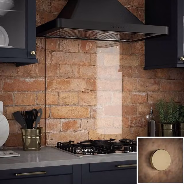 Generic Transparent Glass Kitchen Splashback with Brass Caps, W: 60 cm, H: 70 cm, Depth: 0.6 cm – 1