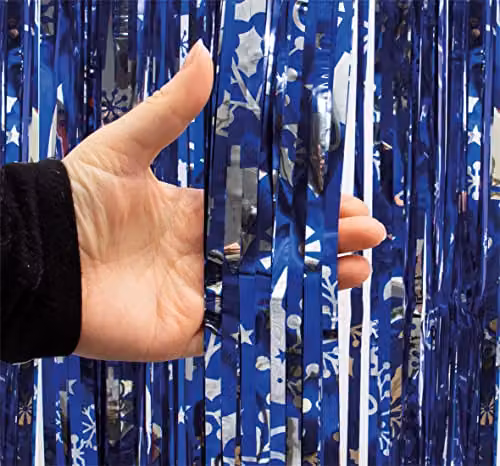 Netagon Blue Shimmer Tinsel Curtain with Reindeer and Christmas Tree Design, W: 1 m, H: 2.5 m – 5