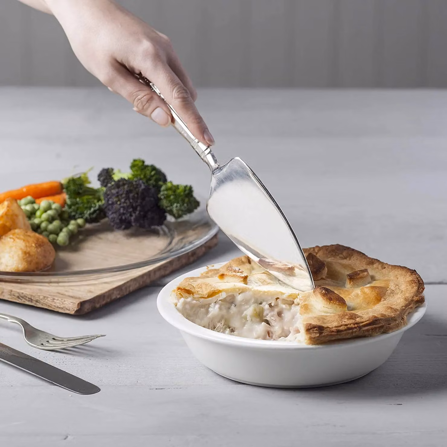 WM Bartleet & Sons White Porcelain Round Pie Dish, 20cm – 2