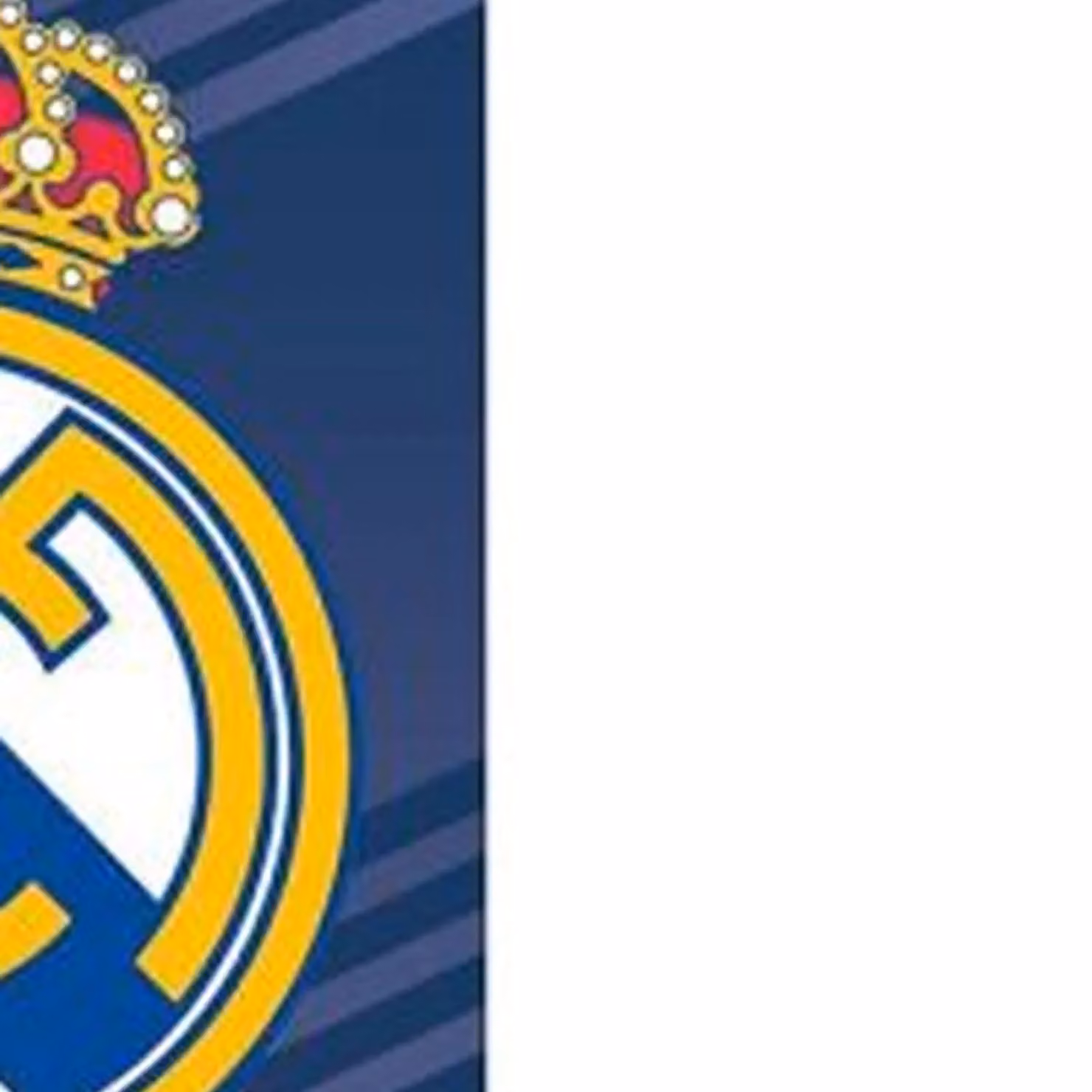 Real Madrid CF Crest Microfibre Beach Towel in Blue, W: 140 cm, H: 70 cm – 2