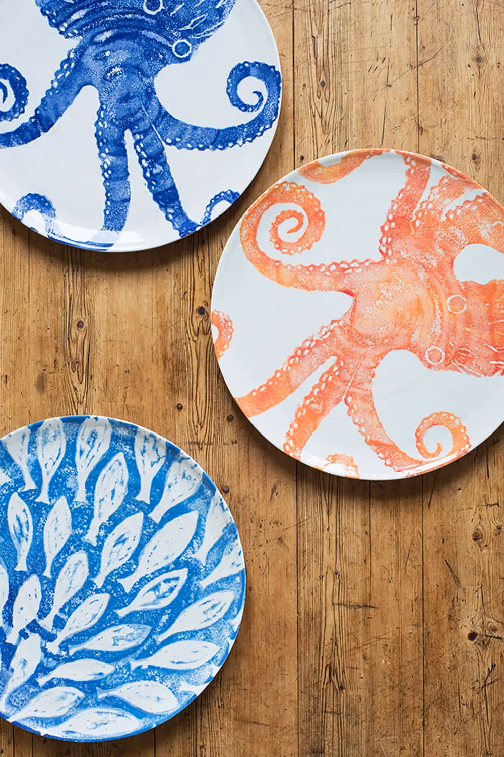 BlissHome Creatures Ceramic Round Platter with Blue Fish Shoal Design, Diameter: 37 cm – 3