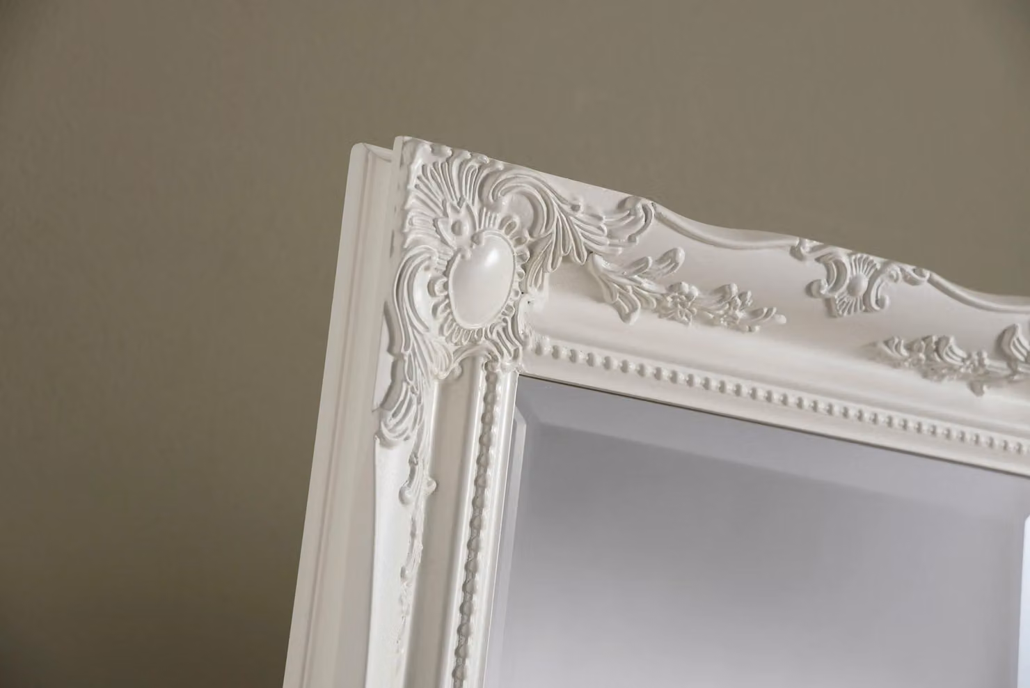 Yearn Mirrors French Style Carved Rectangular Wall Mirror in White, W: 90 cm, H: 116 cm – 2