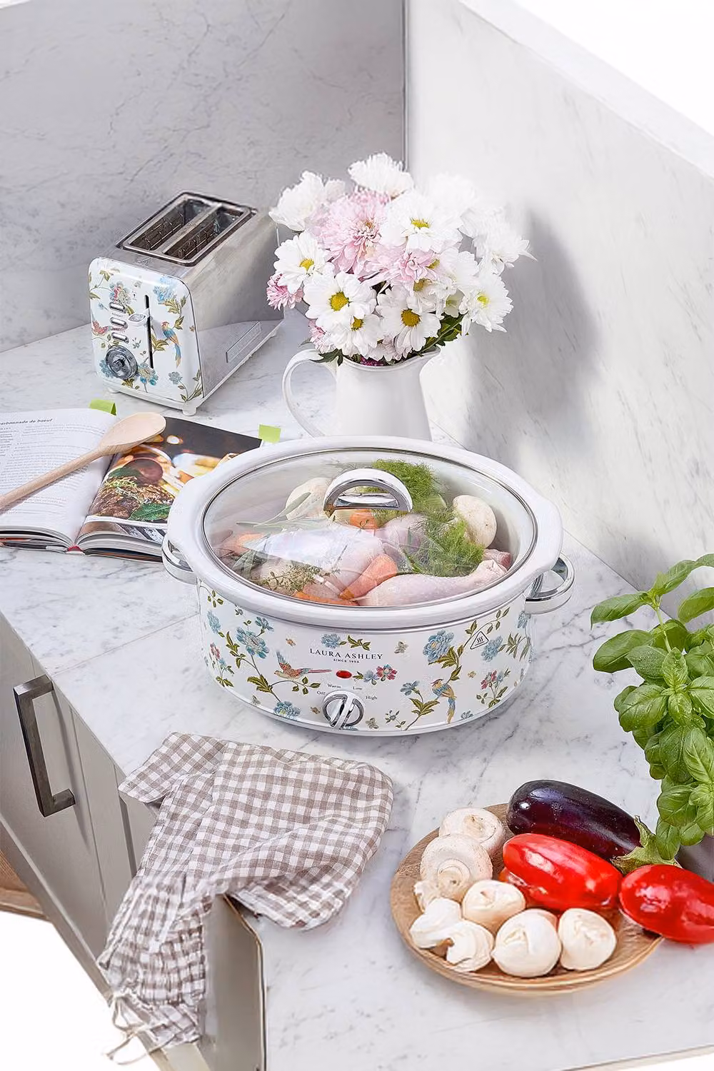 Laura Ashley Elveden Slow Cooker, 6.5L, White and Multicolour – 4