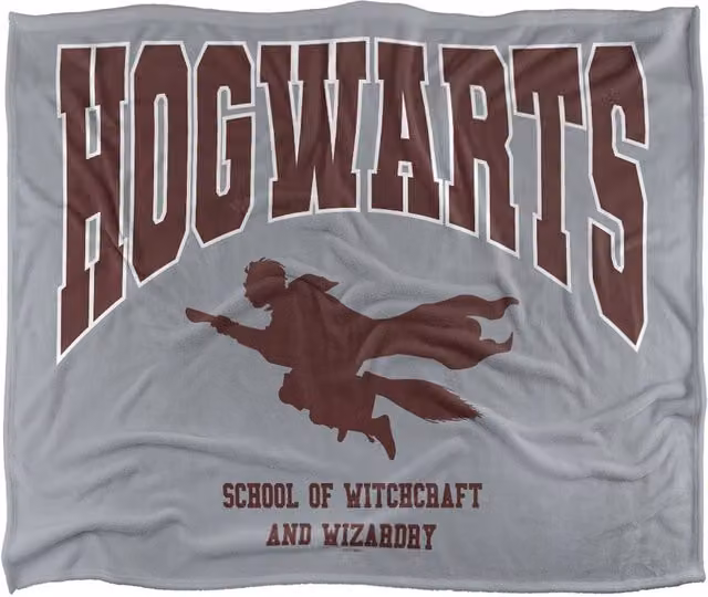Warner Bros. Harry Potter Hogwarts Flying Silky Touch Super Soft Fleece Throw Blanket, Multicolour, W: 91.44 cm x D: 147 cm – 4