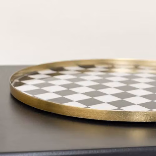 Melody Maison Checked Round Metal Tray in Black, Gold and White – 2