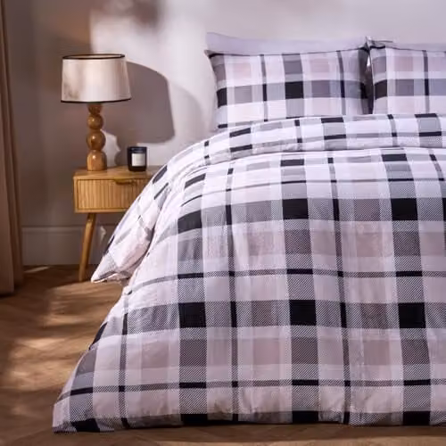 OHS Classic Farmers Check Brushed Cotton Duvet Cover and Pillowcase Set in Black, White and Beige, W/D/H: 200 x 200 cm