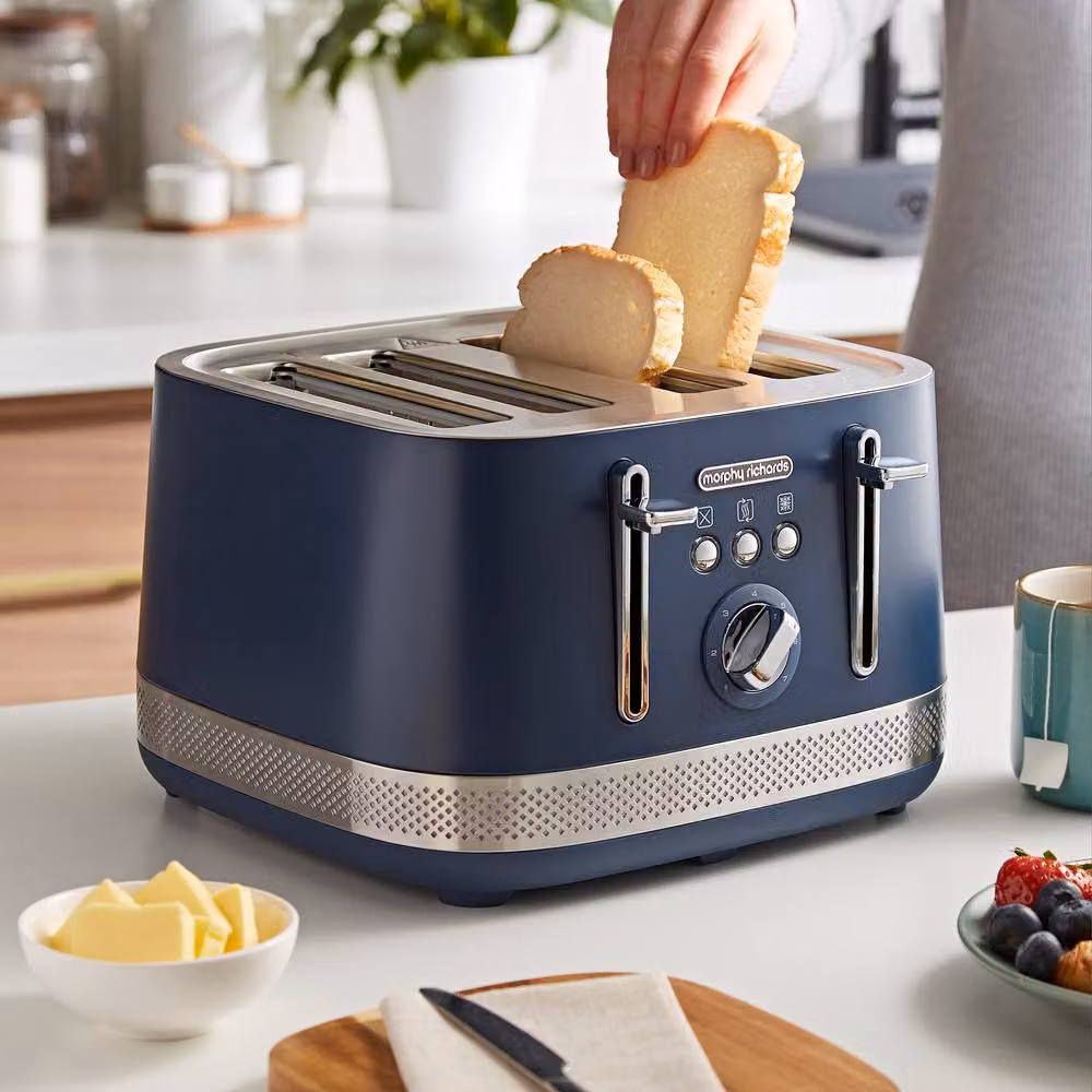 Morphy Richards Illumination 4-Slice Toaster in Blue – 6