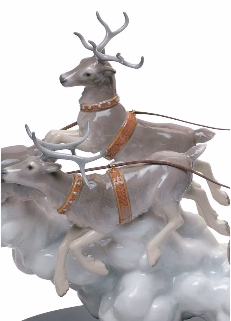 Lladró Santas Midnight Ride Sleigh Limited Edition Grey Porcelain Christmas Figurine