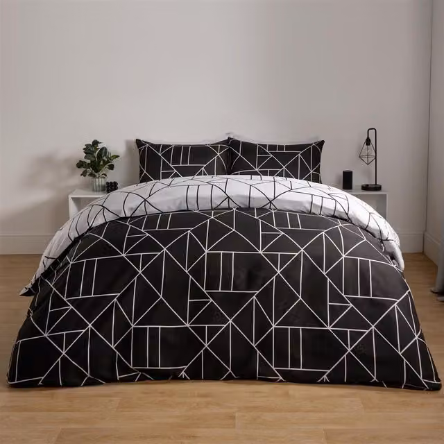 OHS Reversible Graphic Print Polycotton Duvet Set in Black, 90 x 200 cm