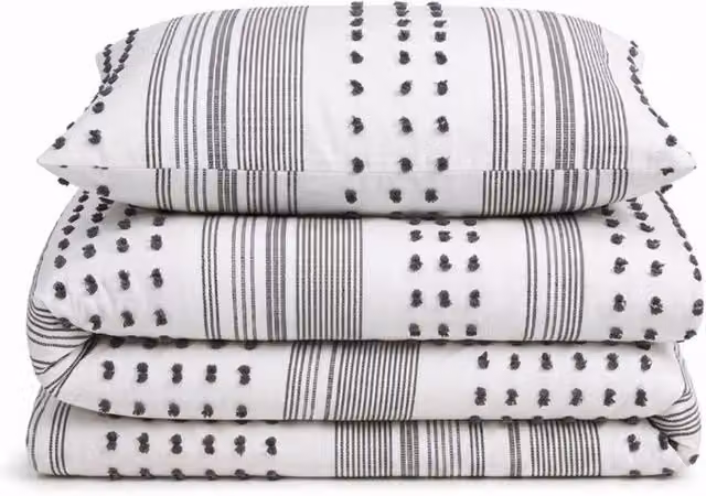 Intimates White Tufted Design Duvet Cover and Pillowcase Set, W/D/H: 220 x 200 x 180 cm