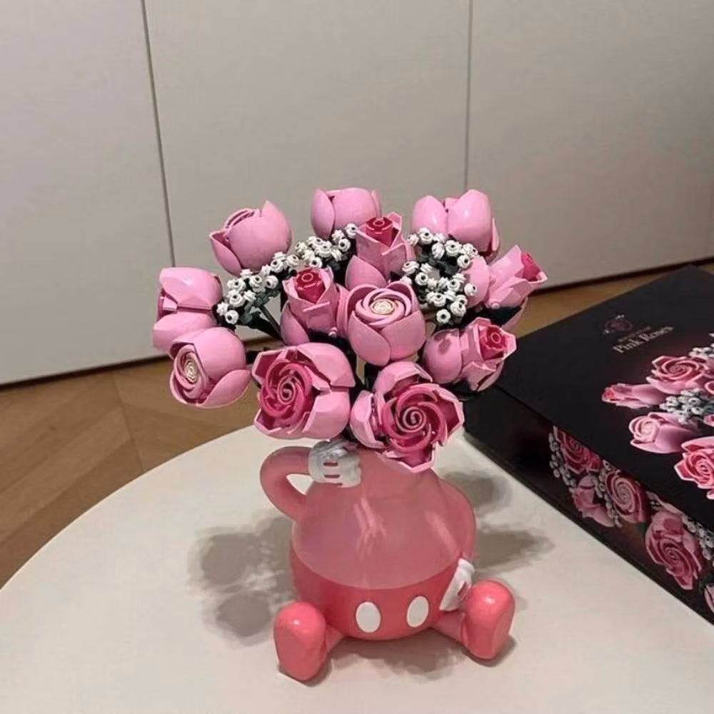 LEGO Pretty Pink Roses Bouquet Floral Decor Set in Pink and White – 2