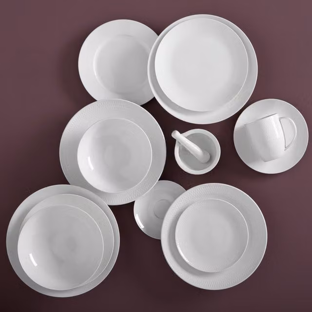 Maxwell Williams 16-Piece White Geometric Porcelain Dinner Set