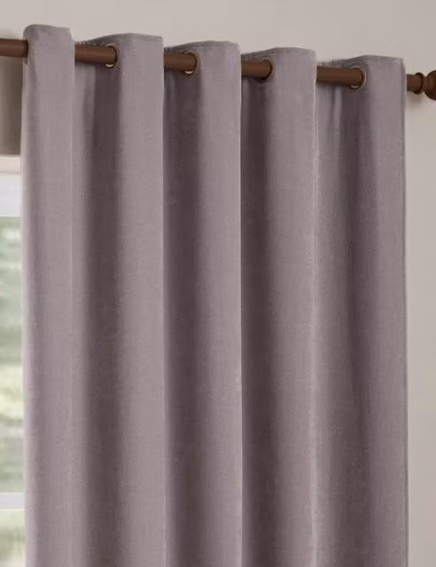 YARD Mauve Chenille Velvet Eyelet Curtains, Opaque, H: 183 cm x W: 117 cm