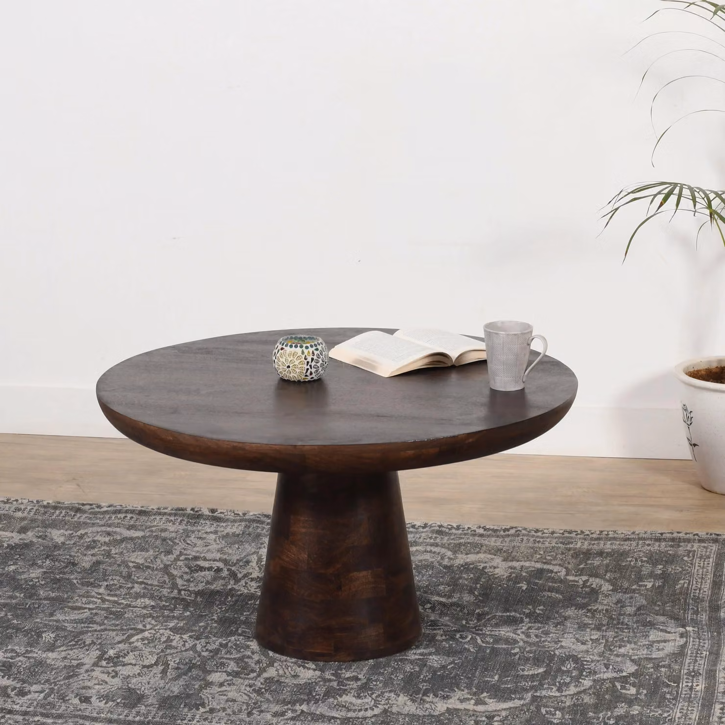 IH Design Round Mango Wood Coffee Table in Brown, Diameter: 80 cm, Height: 45 cm – 2