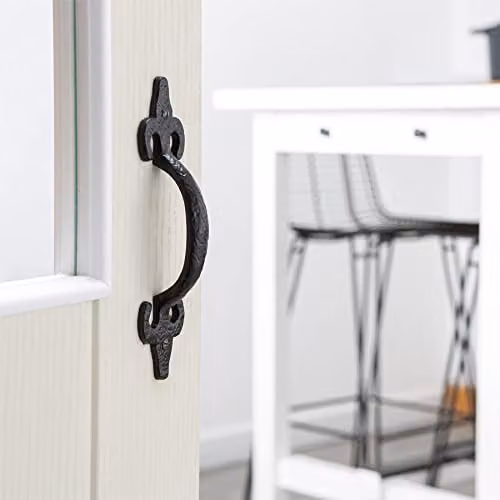 Hammer and Tongs Antique Fleur De Lis Long Backplate Door Handle Set in Matt Black Iron – 3