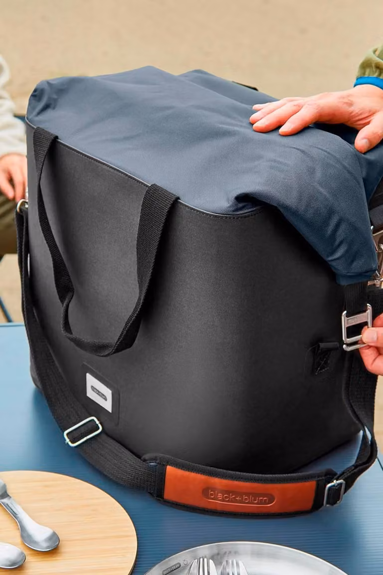 Black + Blum Insulated Cooler Bag 25L in Dark Grey and Black