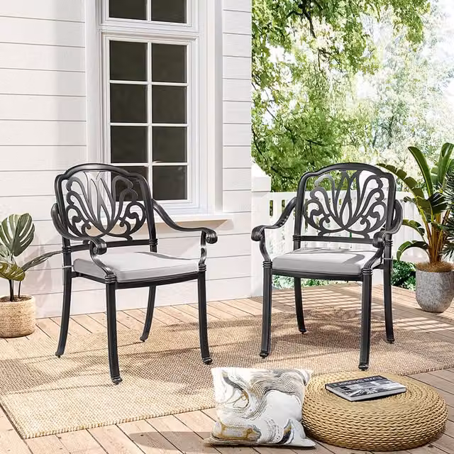 Livingandhome 2-Piece Metal Garden Armchair Set with Cushions in Black