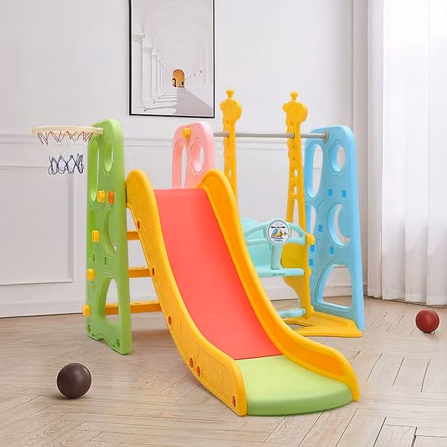 Livingandhome Giraffe Kids Swing and Slide Playset, Multicolour