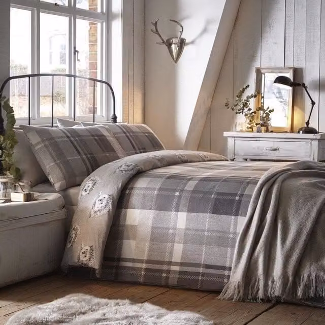 Dreams & Drapes Colville Checked Reversible Brushed Cotton Flannelette Duvet Cover and Pillowcase Set in Grey – 1