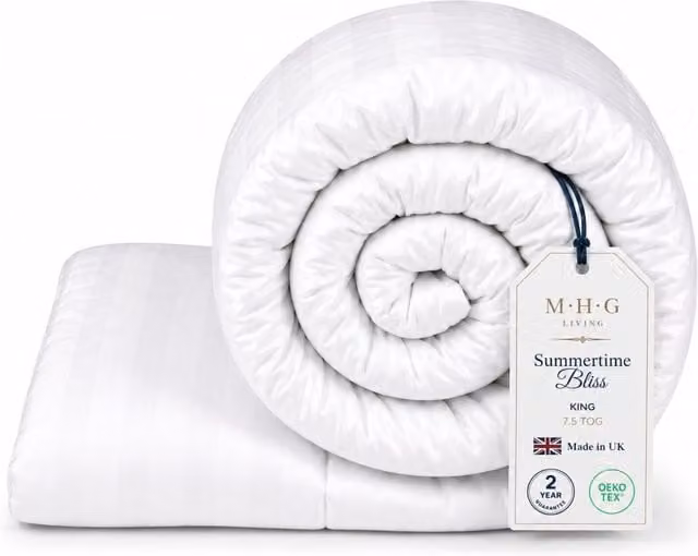 MHG Living 7.5 Tog Summer Lightweight Microfibre Hollow Fibre Duvet, White, King Size