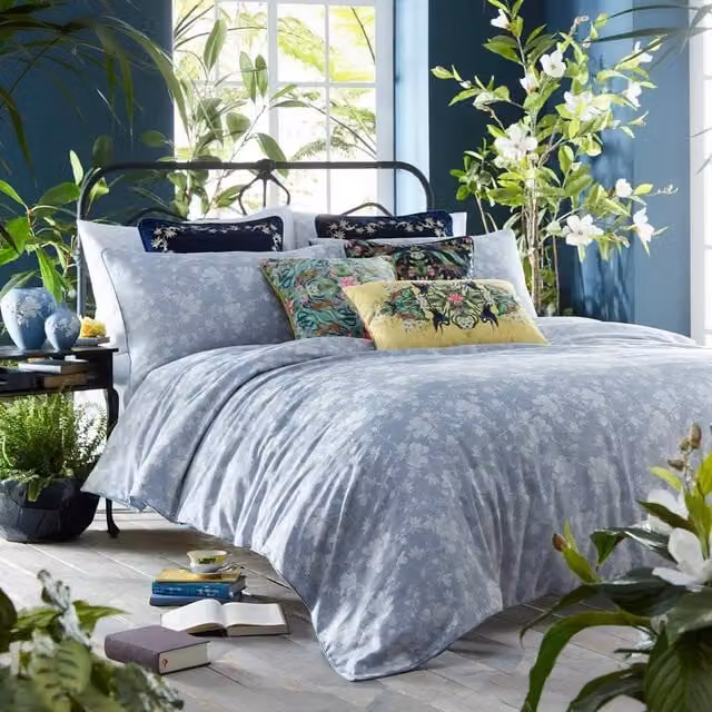 Wedgwood Magnolia Jasper Floral Cotton Duvet Cover Set in Blue and White, W: 200 cm x D: 200 cm