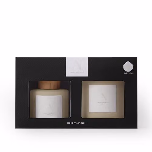 Aroma Naturals Frosted Decadence Candle and Reed Diffuser Gift Set in Vanilla Bean, White and Brown – 2