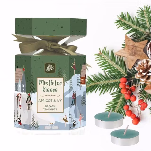 Pan Aroma Christmas Scented Tea Light Candles, Green