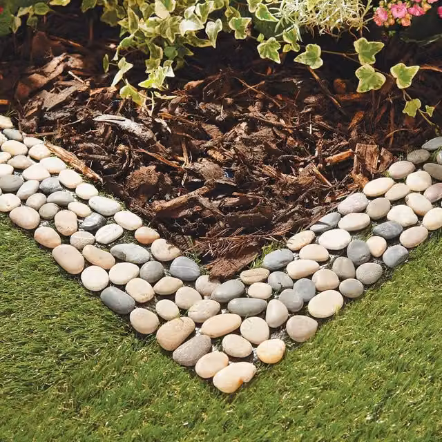 Gainsborough Stone Grey Decorative Garden Edging with Real Pebble Panels – 1