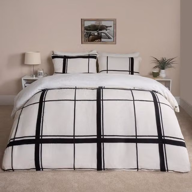 OHS Grid Teddy Duvet Cover Set in Beige, Black and White, 180 x 200 cm