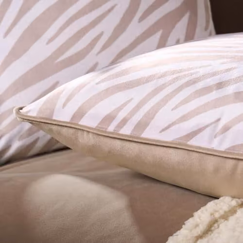 OHS Set of 2 Zebra Print Matte Velvet Square Cushion Covers, Natural, W/D/H: 45 x 45 x 45 cm – 3