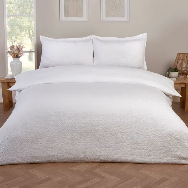 Divante Finest White Breathable Plain Duvet Cover Set, 180 x 200 cm