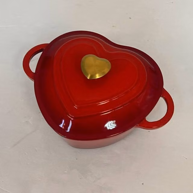Living and Home Enamelled Cast Iron Heart-Shaped Dutch Oven Casserole Pot with Lid, Red – 1