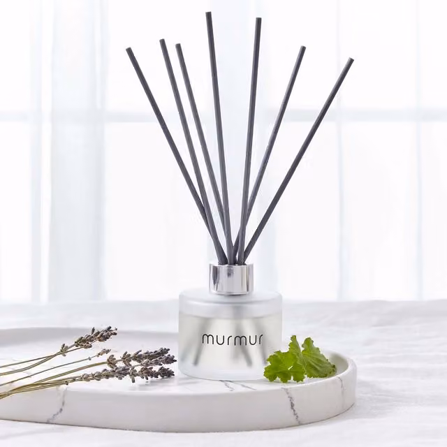 Murmur White Floral Glass Tabletop Reed Diffuser