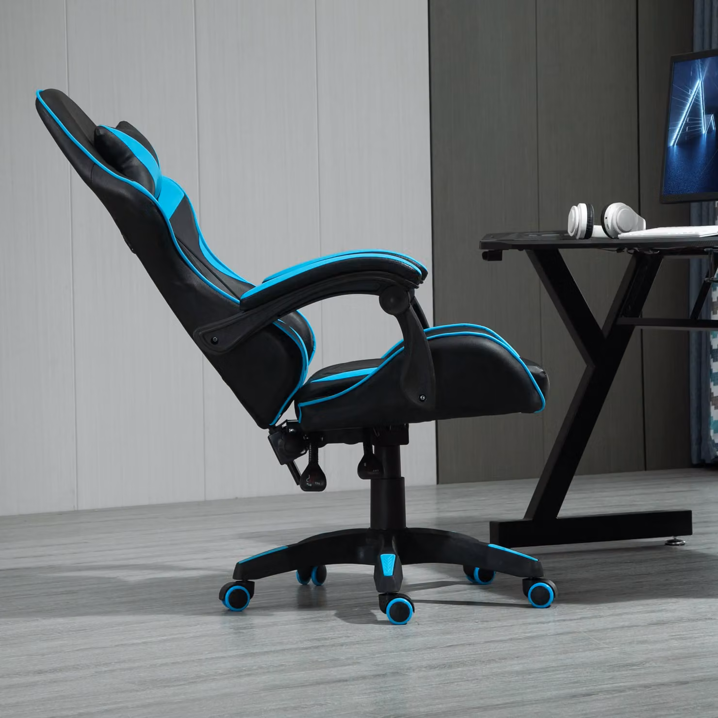 MCC Direct Neon Edge Gaming Chair in Blue with Tilt and 360 Degree Swivel Function – 2