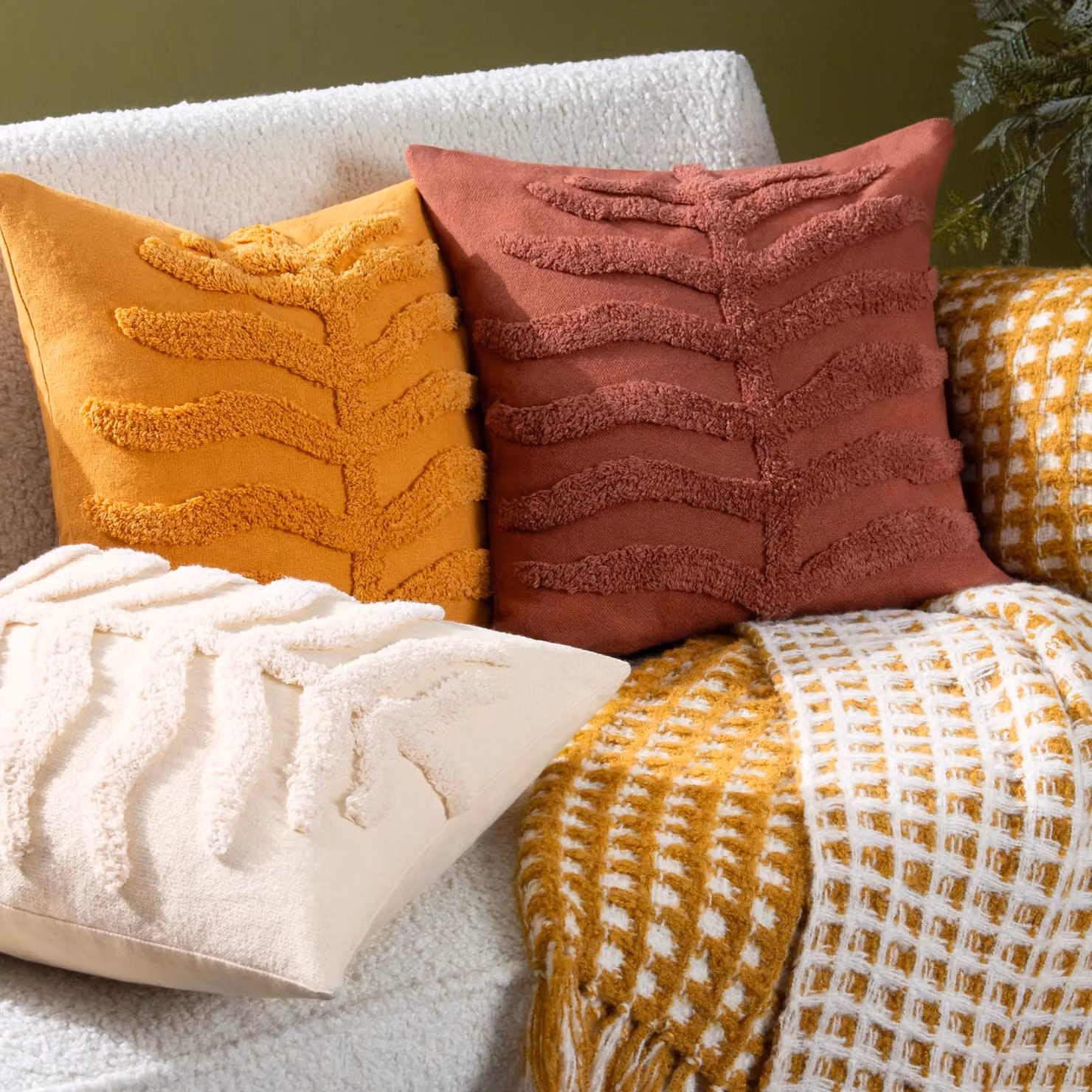 Riva Home Dakota Tufted Cotton Square Cushion in Beige, W/D/H: 45 x 45 x 45 cm – 3