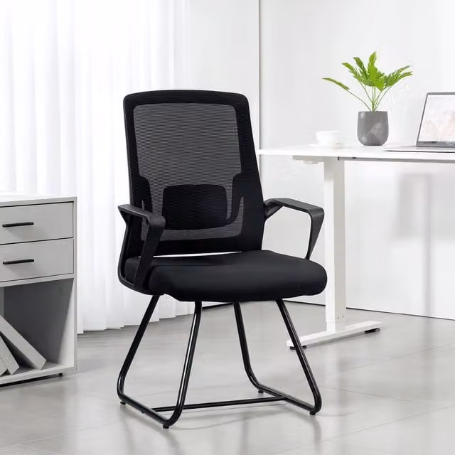 HOMCOM Modern Black Mesh Back Conference Chair with Armrests for Home or Office