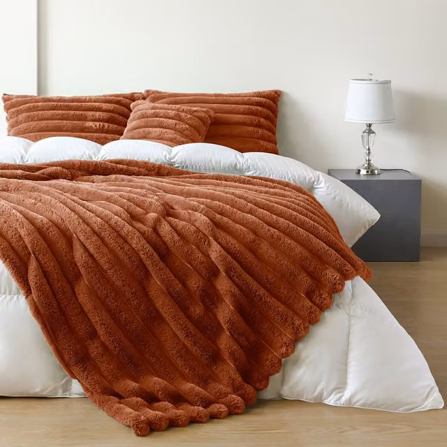 Velosso Modern Faux Fur Blanket in Orange