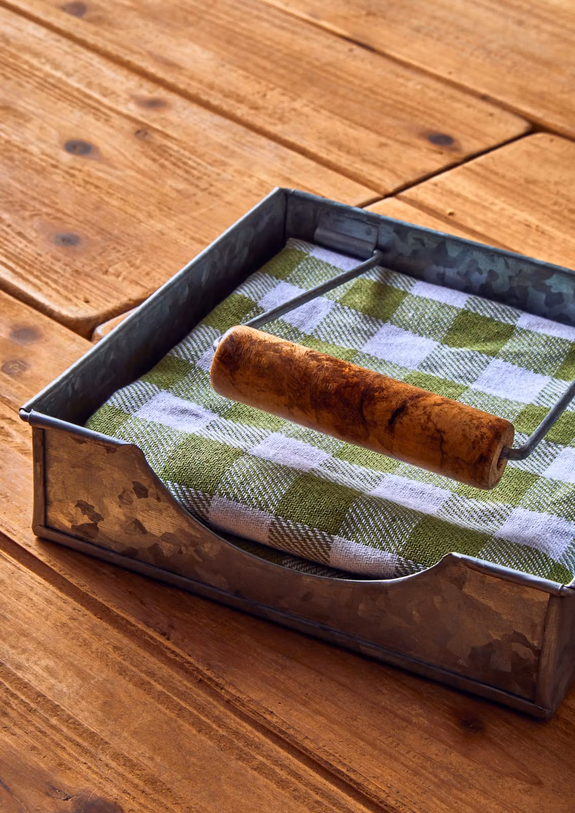 Orsina Silver Galvanised Steel and Wood Tissue Tray and Napkin Holder – 2