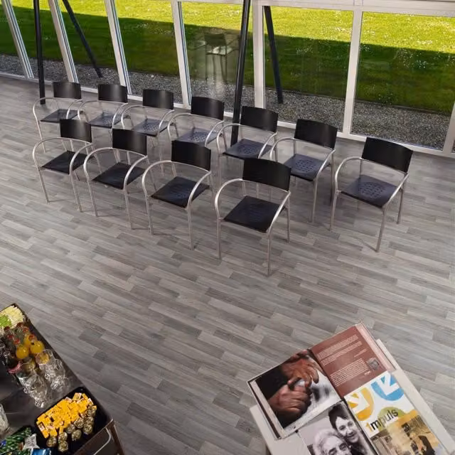 Vinyl Flooring UK Grey Wood Effect Cushion Backing Vinyl Flooring Sheet