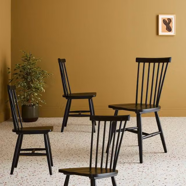 sweeek Set of 4 Black Hevea Rubberwood Dining Chairs – 1