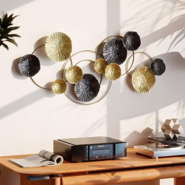 HOMCOM Modern Metal Floral Wall Art with Botanical Lotus Leaf Design in Gold and Silver Grey