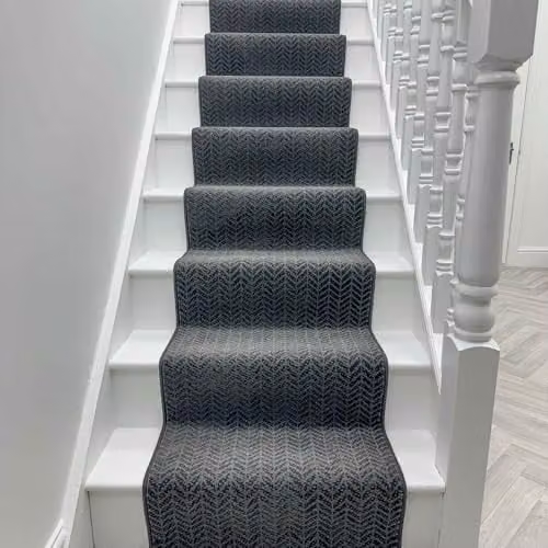 runrug Empire Stair Runner Carpet in Dark Grey, W: 60 cm, L: 630 cm – 2